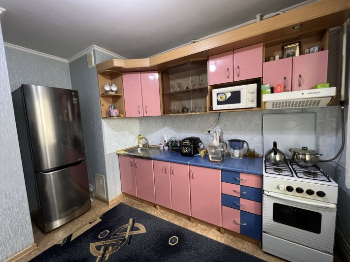 Простора трикімнатна квартира 70 м.кв. На ПМК - фото 1