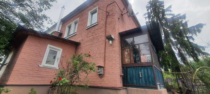 Продаю 3 кім. 2поверхову квартиру з гаражом  на Сахарному - фото 1