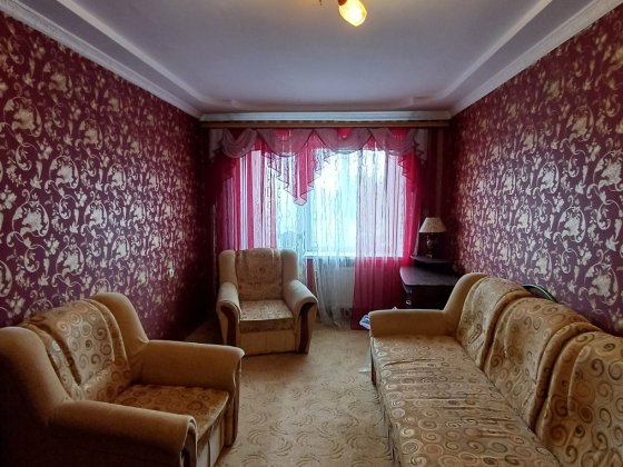 Продаж 2кім квартири біля коледжу