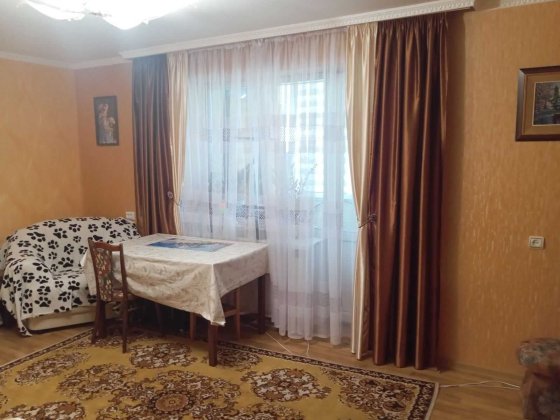 3 кімнатна квартира Красилов