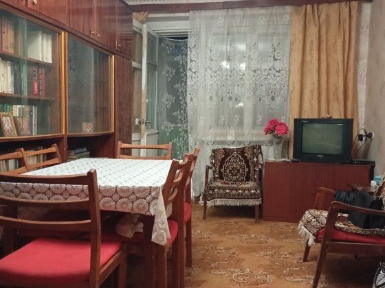 Продам 3-кімнатну квартиру у центрі міста Шпола Шпола