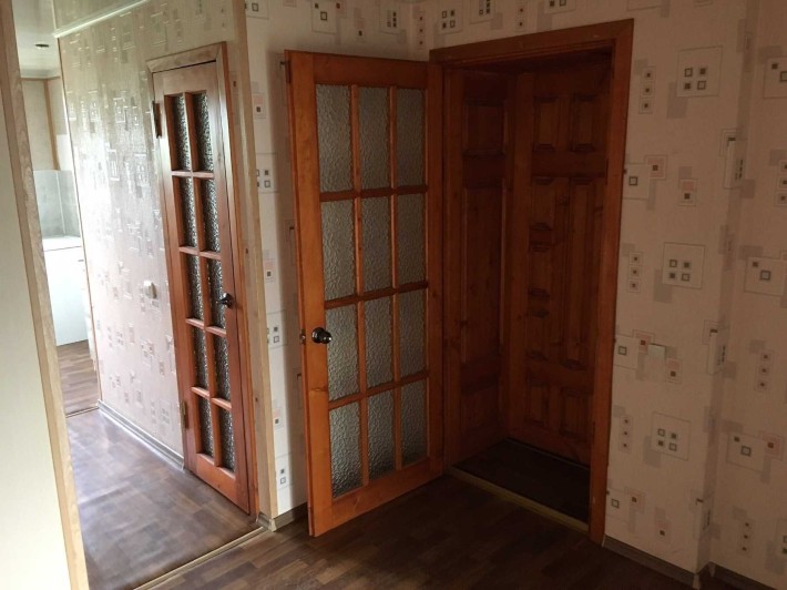Продаж 3-х кімнатної квартири Чернівецька обл., м. Вижниця 76.2 квадратів, вулиця Українська 61 - фото 1