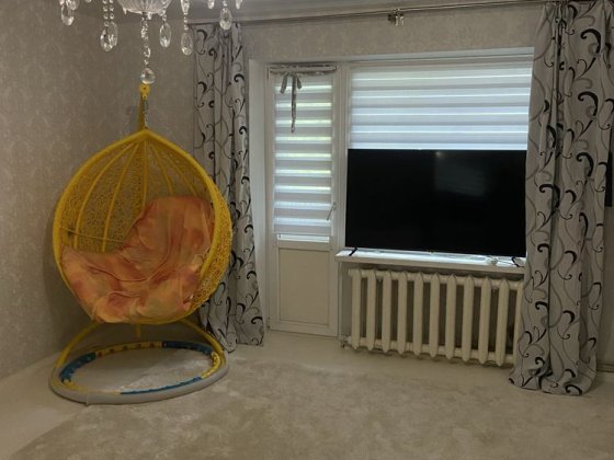 Продам однокомнатную квартиру:чешка,второй этаж35м.кв.35микрораен Покров