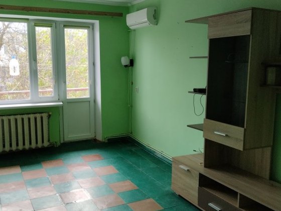 Продаж просторої чотирьох кімнатної квартири Покров