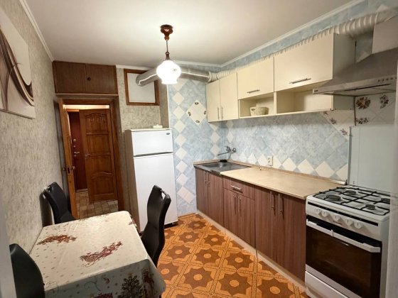Терміново!Продам однокімнатну квартиру Ак.Філатова зупинка Сонячна, Одеса