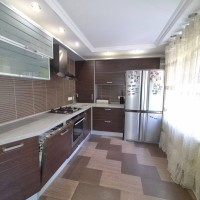 Продаж 3-х кімнатної великої квартири. Східній-3. Кривой Рог