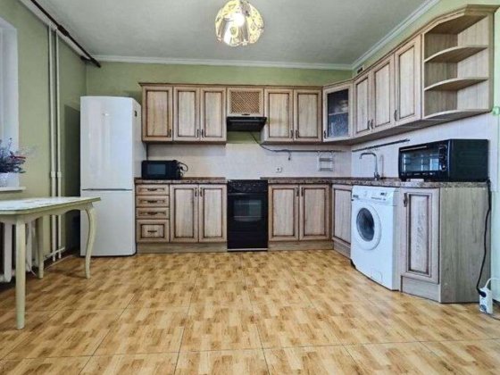 Продаж 1-к квартири Харківське шосе 56 Дарницький район