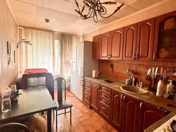 Продаж 3-к квартири вул. Єреванська 10а Киев