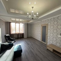 2-кімнатна квартира, 80 м² у центрі міста Черкассы