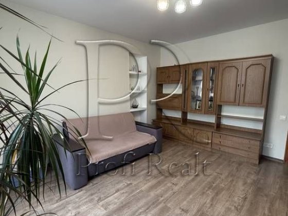 Продаж 2 кімн. квартири за адресою/Чорних Запорожців/Короленка/Бровари Бровары