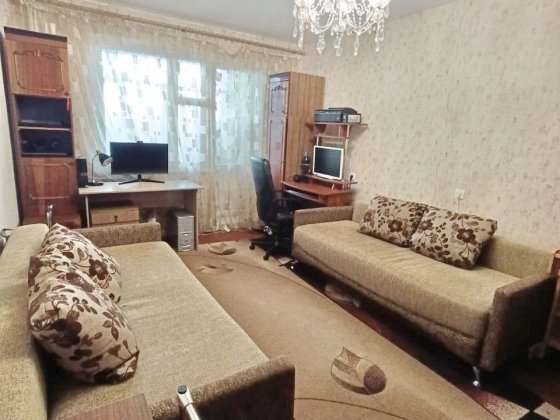 Власник! Без комісії! 3 кімнатна квартира Чорних Запорожців ( Короленка) 68 Бровары