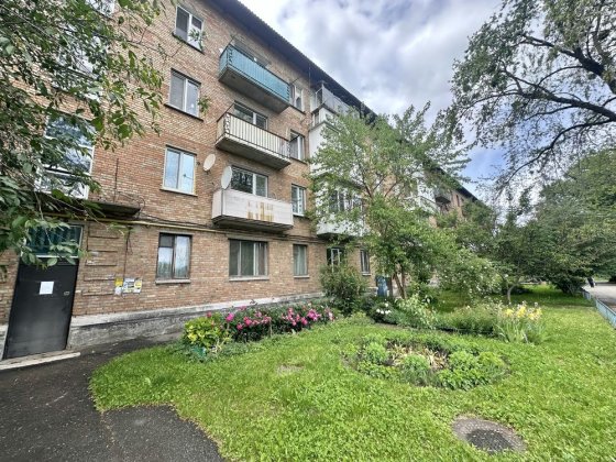 Продаж 2х кімнатної квартири Бориспіль Соцмістечко центр 1км
