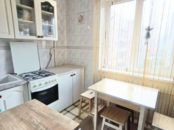 Продаж 3к квартири вул. Чорних Запорожців, Масив, Бровари, Держ.програми