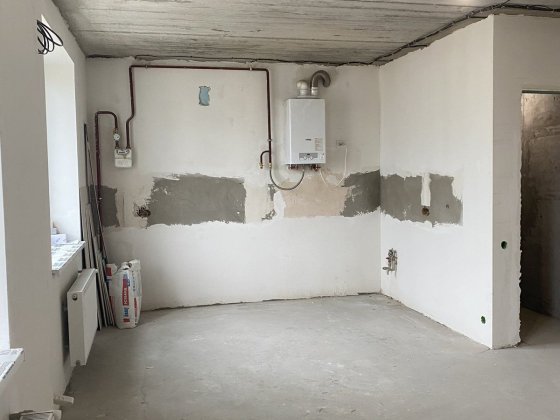 Продаж! 2 кімнатна в Бучі 80 м2 із газом, зданий будинок. Поруч школа, супермаркети, зручна локація!