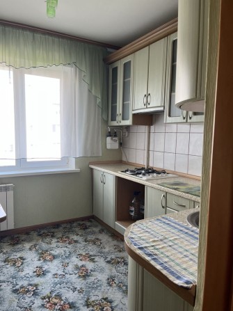 В центрі Борисполя 3 к квартира в гарному стані - фото 1