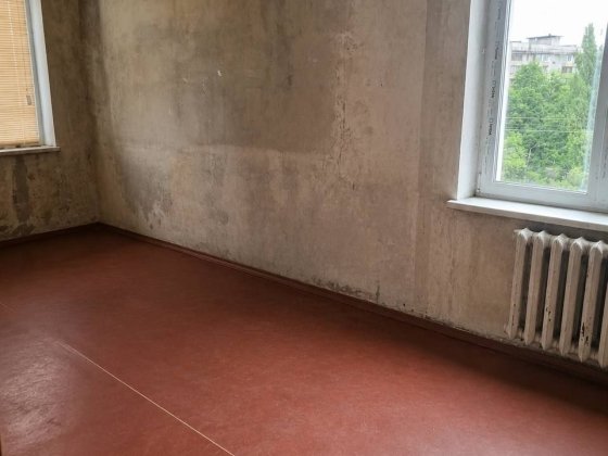 Продам 3- кім   під ремонт  Пріорка Оболонський