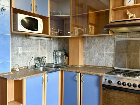 Продається простора 3-х кімнатна квартира Бровары