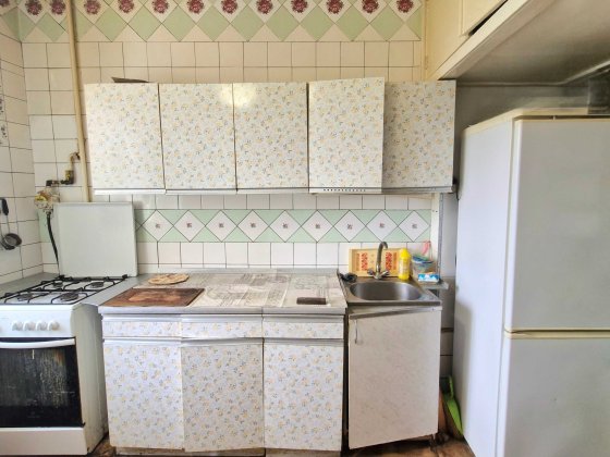 Продам 3к.квартиру в м.Київ,  Деснянський район, вул. Закревського 31