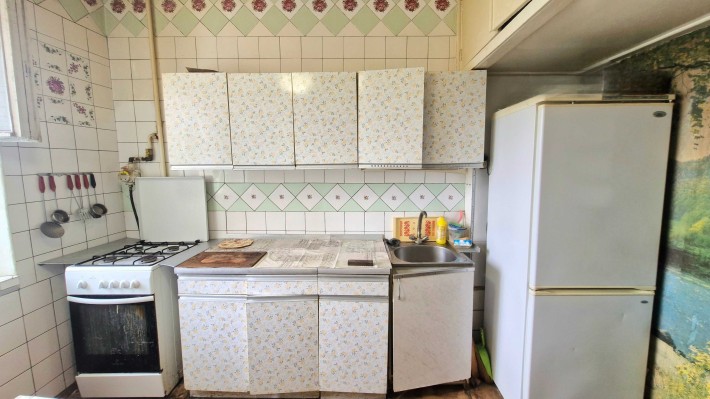 Продам 3к.квартиру в м.Київ,  Деснянський район, вул. Закревського 31 - фото 1
