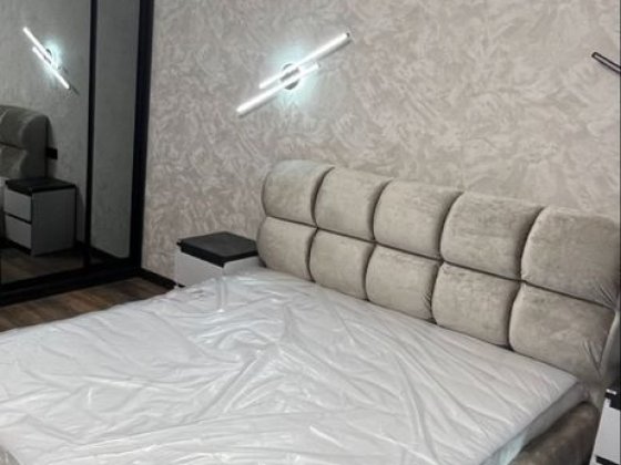 Бровари .Соборная 23,.Бизнес клас .Крона Парк 2. Бровары