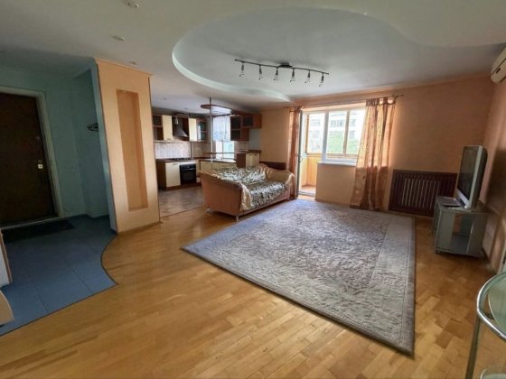 Продаж 3 х кімн квартири в центрі міста Бориспіль