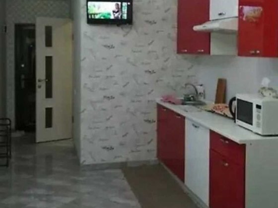 Продаж квартири 2 поверх з ремонтом, 25.5 кв. Бровари, вул. Лісова Бровары