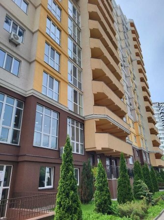 Бровари продам 2 кім.квартиру з ремонтом - фото 1