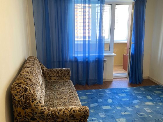 Однокімнатна квартира 37 м.кв., 5 поверх вул. Райдужна 2