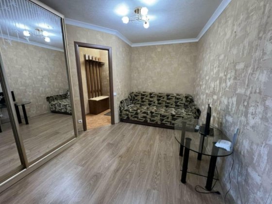 1-но кімнатна квартира на Фастівській продаж з меблями та технікою
