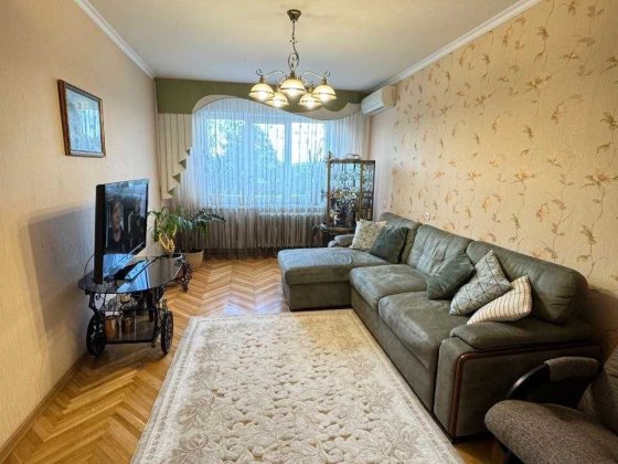 Продаж 3-кімнатної квартири