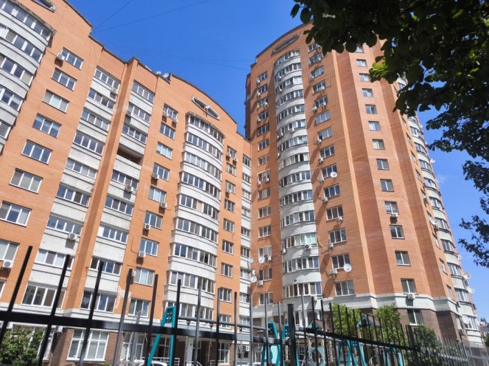 Продам 3 Бровари Аркадія Голуба Постишева - фото 1