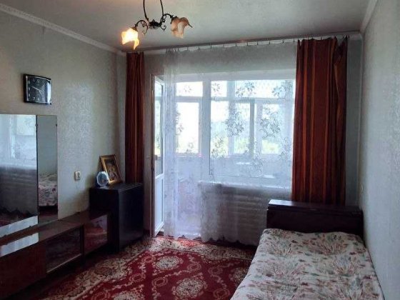 Продаж 3-х кімнатної квартири біля Новуса