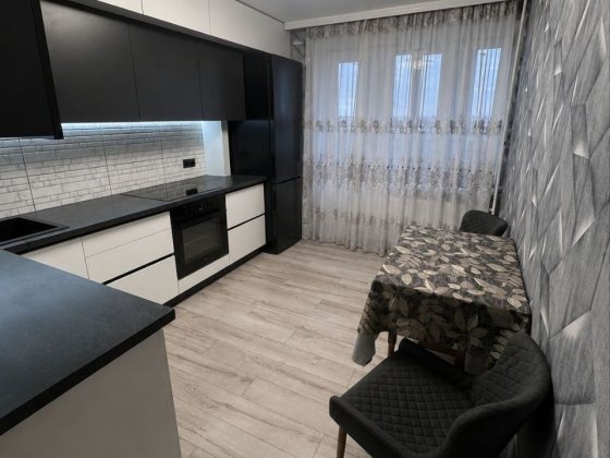 Продаж 3-х кімнатної квартири