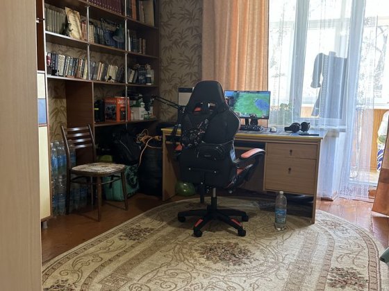 продаж 3х кімн. в Центрі з гаражем