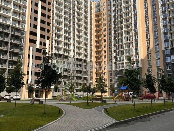 Феофанія Заболотного 148 ЖК Кришталеві джерела