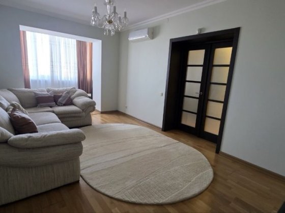 Продаж 3-кв 87 кв.м м. Бориспіль вул. Мічурина