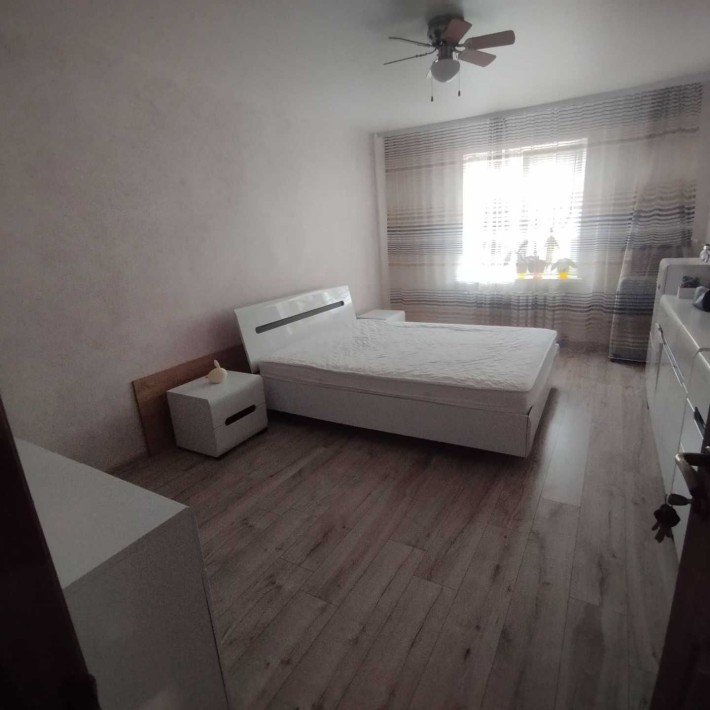 4к квартира 103 м² з ремонтом та меблями | Бориспіль, вул. Момота - фото 1