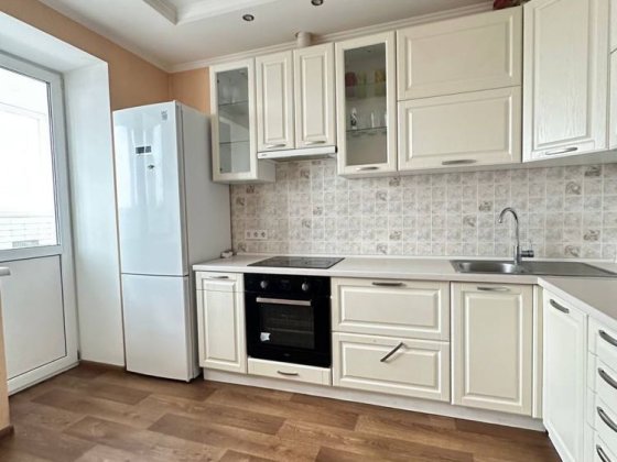 Продам 2к квариру з ремонтом в центрі Бучі  68000 $, оф 2 % Буча
