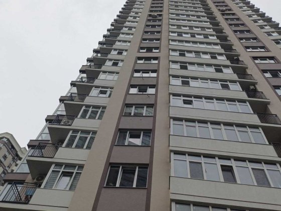 Продам квартиру м. Бровари, вул. Соборна, 20 Бровари