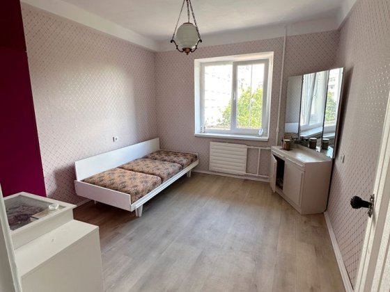 Продаж квартири 3- кімнати Гната юри 6а