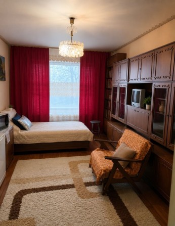 Продам 3-кімнатну квартиру Фастівська - фото 1