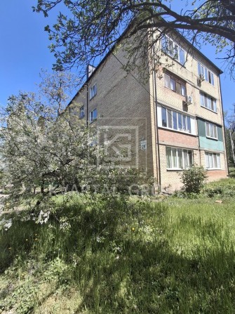 Двокімнатна квартира 50м2 в місті Буча по вул Вокзальній - фото 1
