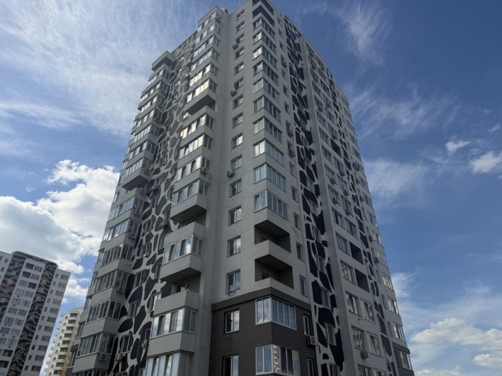 Продаж 2х ярусної квартири Саванна сіті - фото 1
