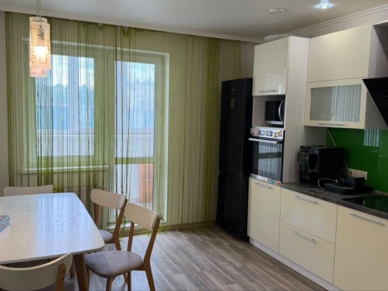 Продаж 3 кімн. квартири на 5 пов., 112кв.м. ЖК Зелений квартал. Бровари. DM