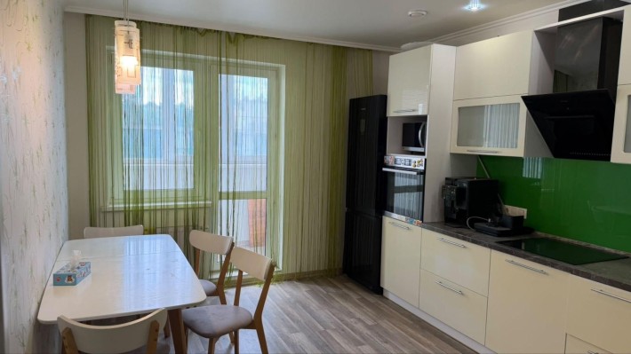 Продаж 3 кімн. квартири на 5 пов., 112кв.м. ЖК Зелений квартал. Бровари. DM - фото 1
