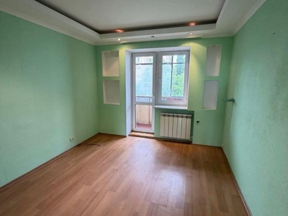 Продаж  3 кімнатної квартири