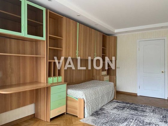 Продаж 1к квартири вул. Малишка, 37 Дніпровський р-н метро Чернігівська, без комісії Київ