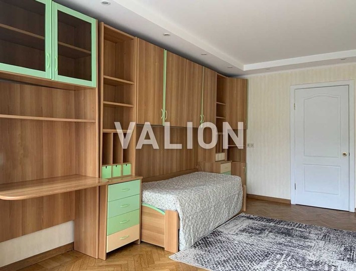 Продаж 1к квартири вул. Малишка, 37 Дніпровський р-н метро Чернігівська, без комісії - фото 1