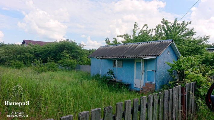 Дачний будиночок на приватизованій ділянці біля села Трушки. - фото 1