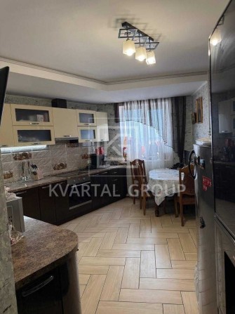 Продам 3к квартиру з ремонтом Буча - фото 1